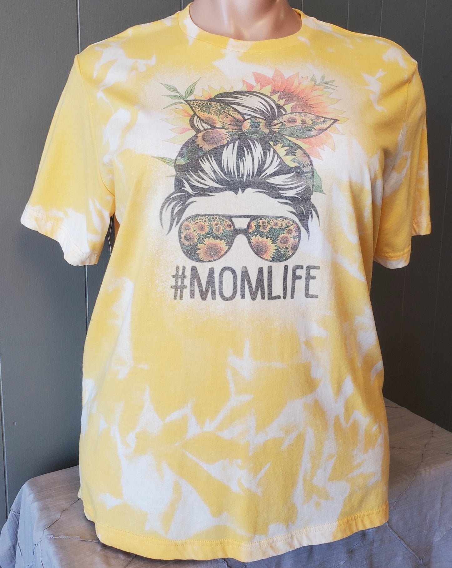 MOM LIFE SUNFLOWER MESSY BUN
