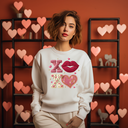 XOXO WITH LIPS